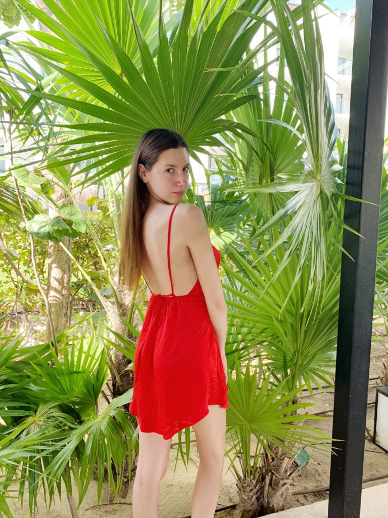 red backless dress nasty gal, cancun mexico vacation