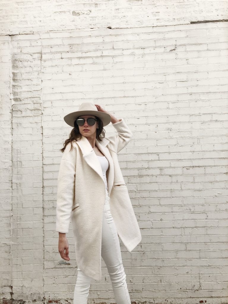 monochromatic outfit, all white outfit, outfit ideas and inspiration